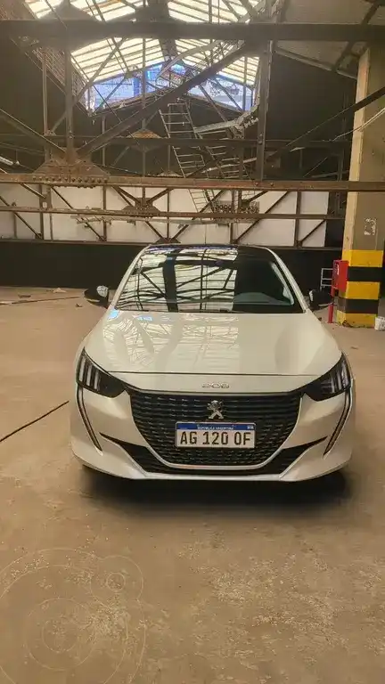 Peugeot 208 Allure 1.6  2024 - foto 3