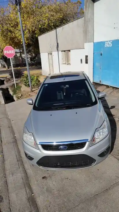 Ford Focus 5P 2.0 Trend Plus  2011 - foto 1