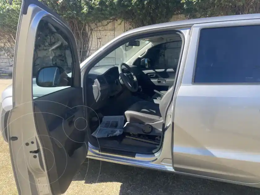 Volkswagen Amarok Dc 4X2 Trendline  2022 - foto 3