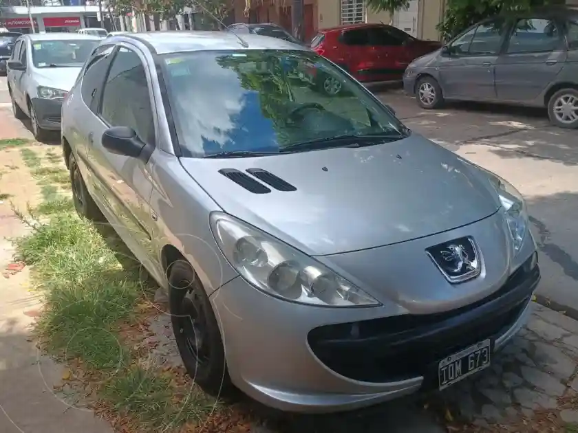 Peugeot 207 Compact 1.4 Xr 3P  2010 - foto 4