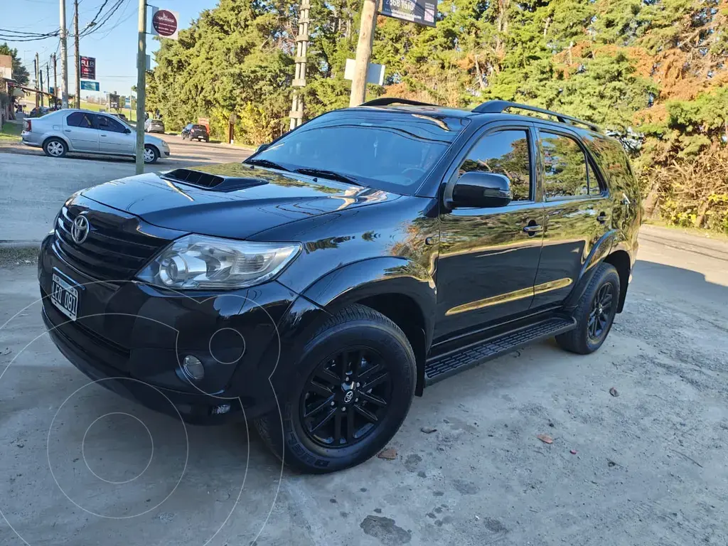 Toyota Sw4 3.0 Cuero Aut  2013 - foto 3