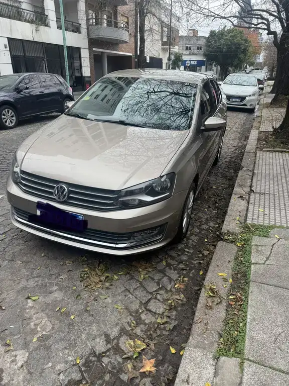 Volkswagen Polo 2016 - foto 1
