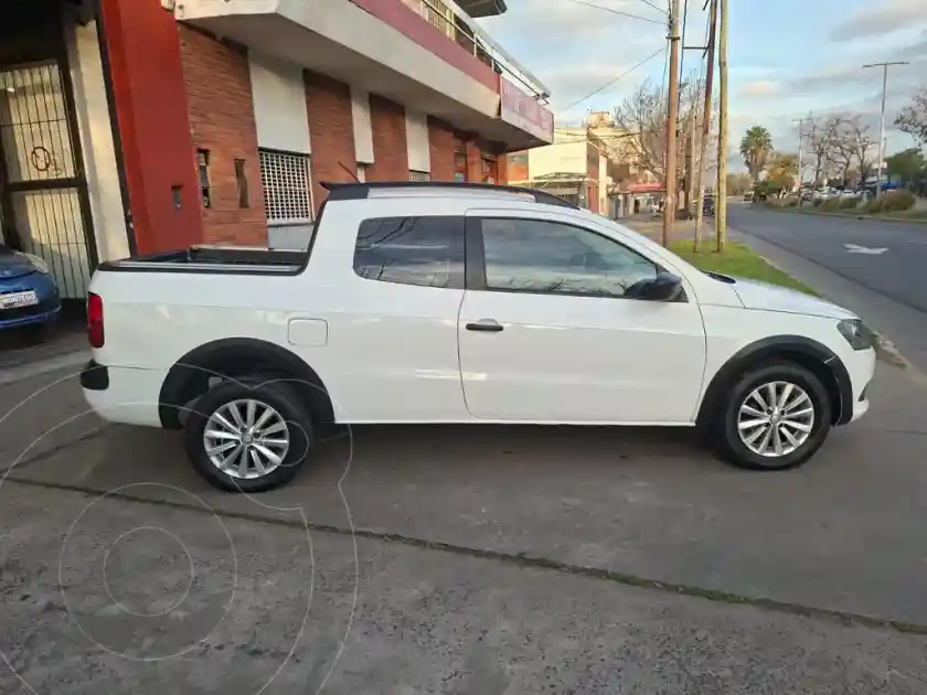 Volkswagen Saveiro 1.6 Cabina Doble Pack High  2015 - foto 4