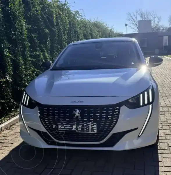 Peugeot 208 Feline 1.6 Tiptronic  2021 - foto 1