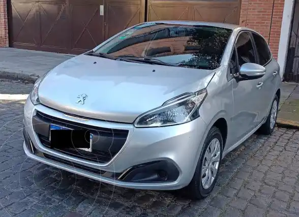 Peugeot 208 Active 1.6  2019 - foto 2