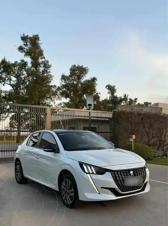 Peugeot 208 Feline 1.6 Tiptronic  2022 - foto 1