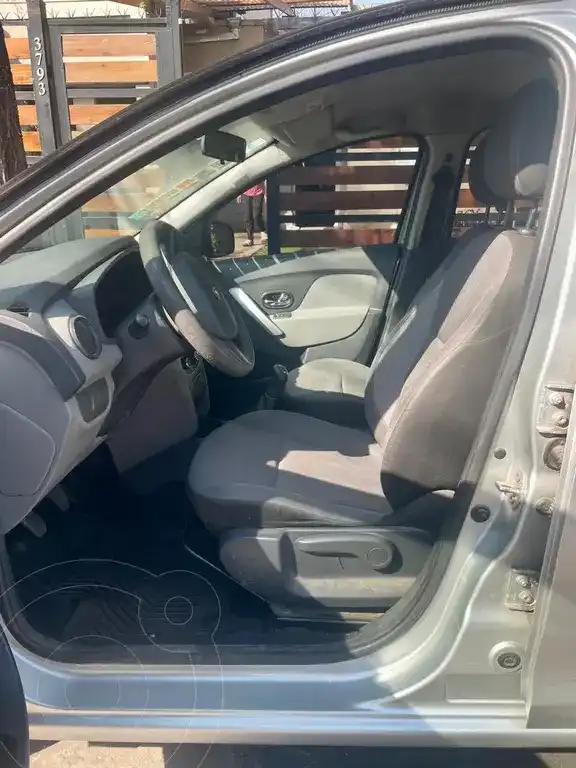 Renault Logan 1.6 Expression  2018 - foto 5