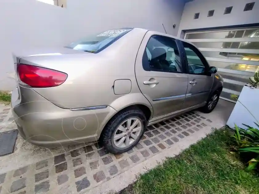 Fiat Siena Elx 1.4 Active  2009 - foto 2