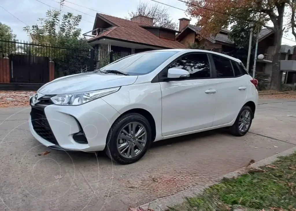 Toyota Yaris 1.5 Xs Cvt (1496 Cc) 2025 - foto 2