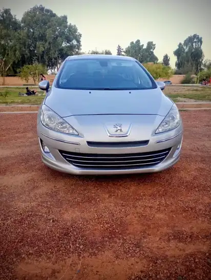 Peugeot 408 Allure Nav  2015 - foto 2