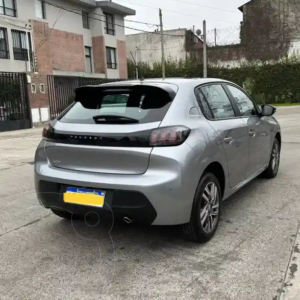 Peugeot 208 Feline 1.6 Tiptronic  2022 - foto 4