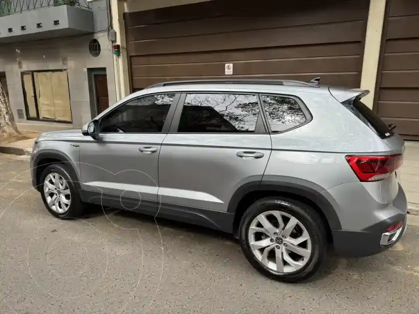 Volkswagen Taos Comfortline Aut  2022 - foto 2