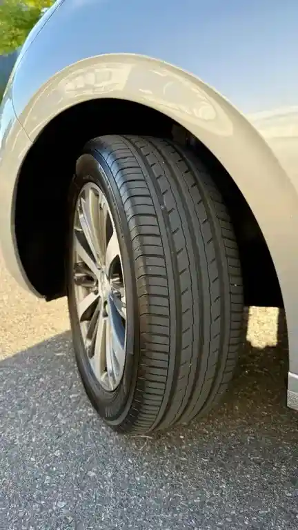 Peugeot 208 Feline 1.6  2019 - foto 5