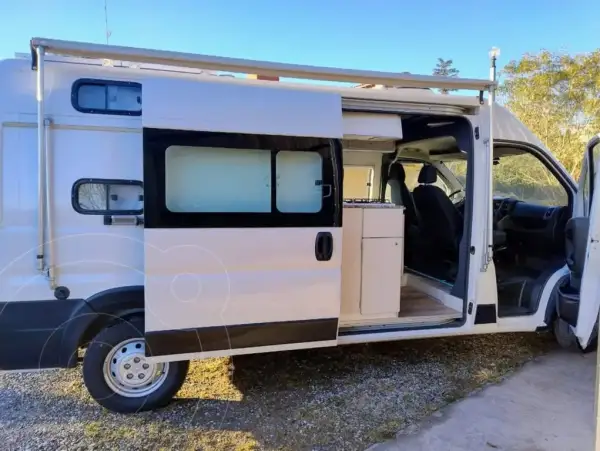 Peugeot Boxer 2022 - foto 1