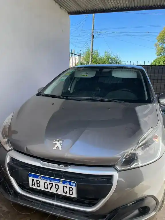 Peugeot 208 Active 1.5  2017 - foto 1
