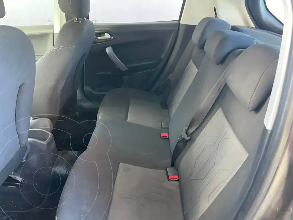 Peugeot 208 Active 1.5  2017 - foto 4