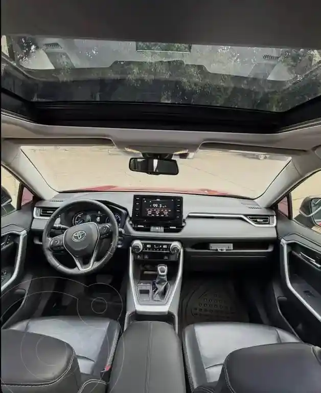 Toyota Rav4 Hv 2.5 Limited 4X2 Híbrida  2019 - foto 2