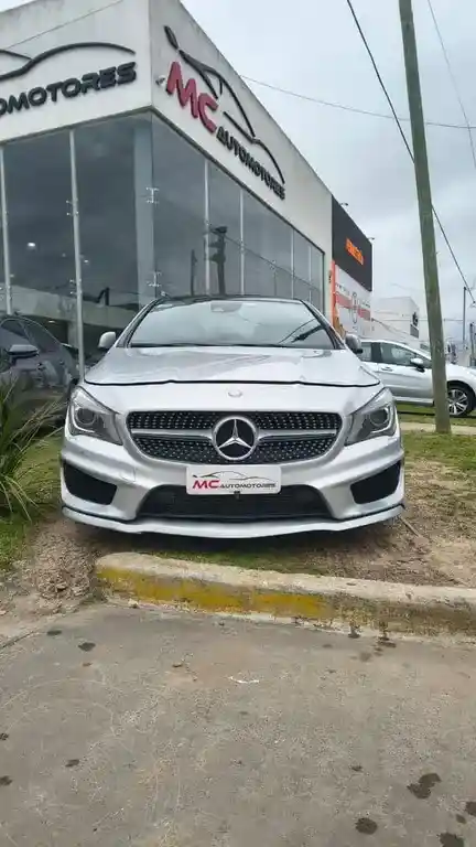 Mercedes-Benz Clase A Hatchback Cla 250 Sport Aut  2013 - foto 2