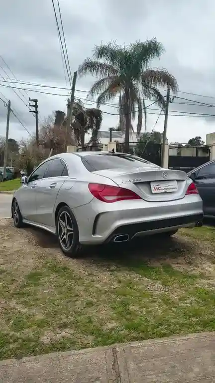 Mercedes-Benz Clase A Hatchback Cla 250 Sport Aut  2013 - foto 3