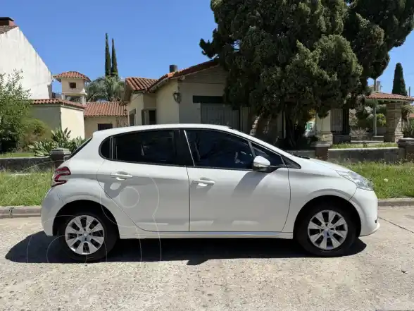 Peugeot 208 Active 1.5  2014 - foto 4