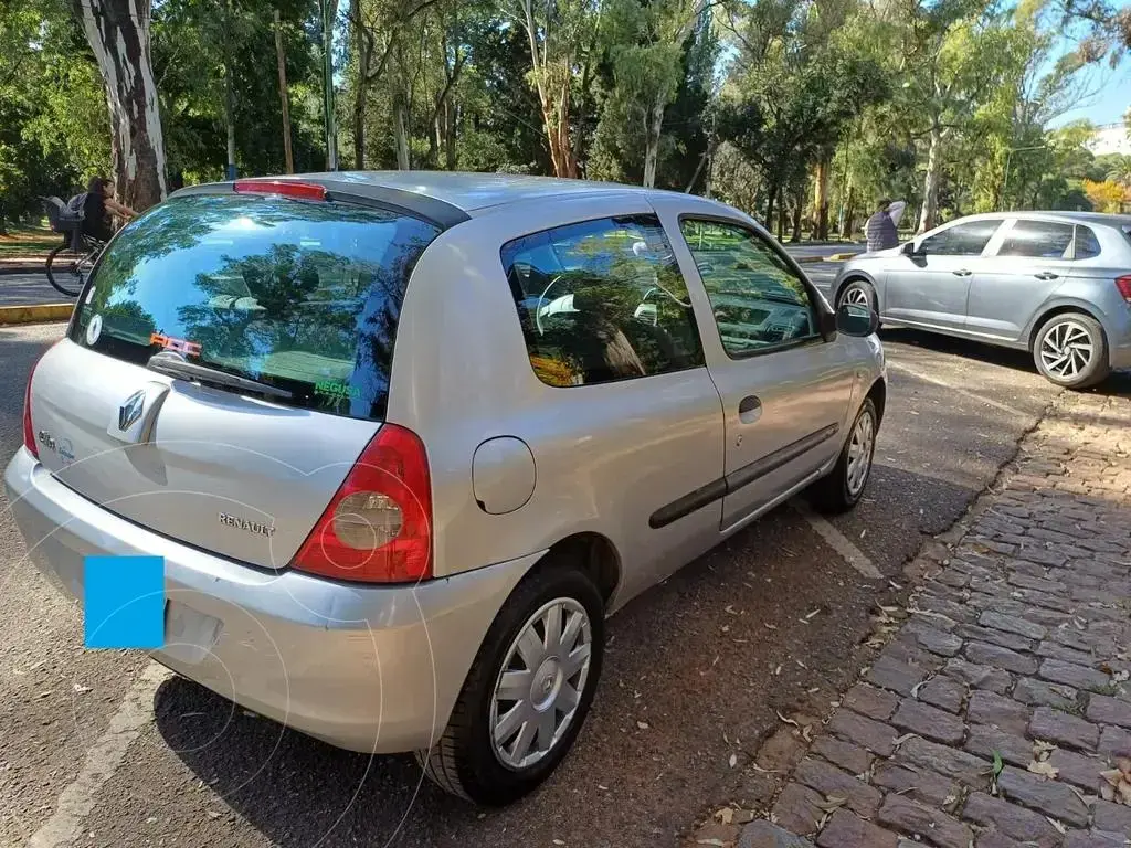 Renault Clio 3P 1.2 Pack Plus (1149 Cc) 2011 - foto 2