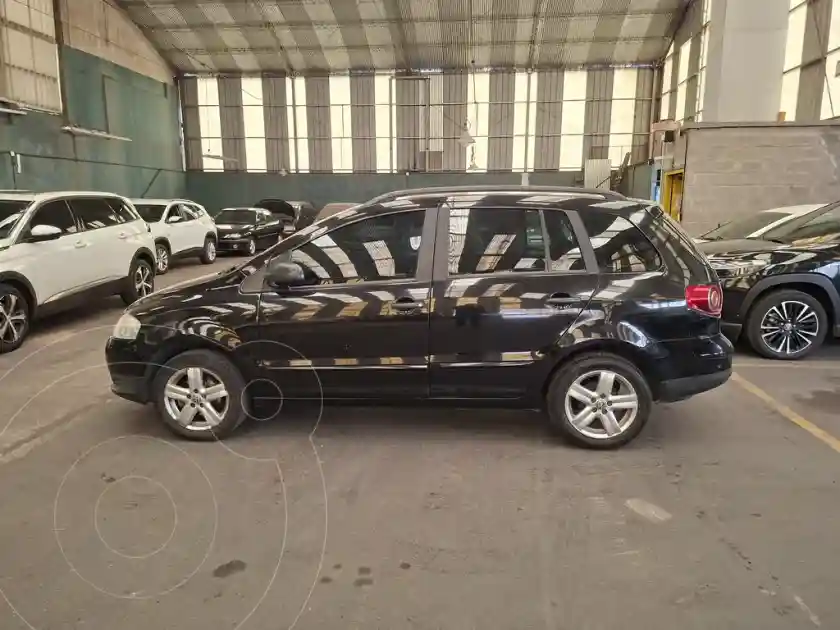 Volkswagen Suran 1.6 Trendline  2010 - foto 4