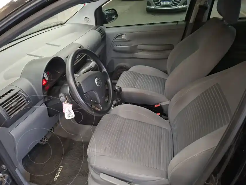 Volkswagen Suran 1.6 Trendline  2010 - foto 5