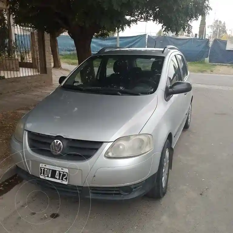 Volkswagen Suran 1.6 Comfortline  2009 - foto 1