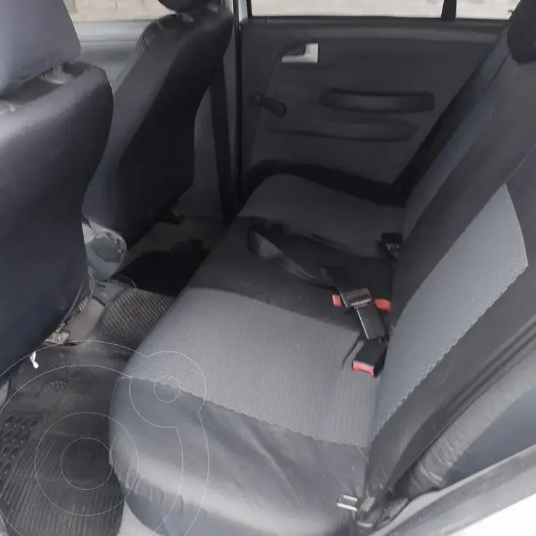 Volkswagen Suran 1.6 Comfortline  2009 - foto 4