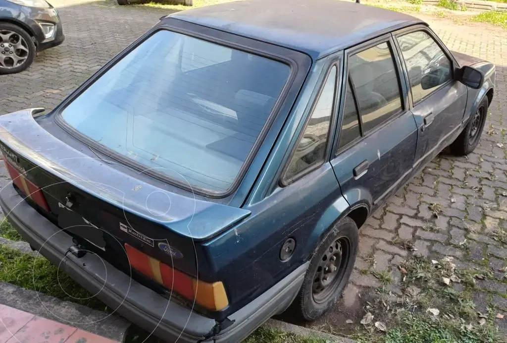 Ford Escort Lx (1600 Cc) 1994 - foto 5