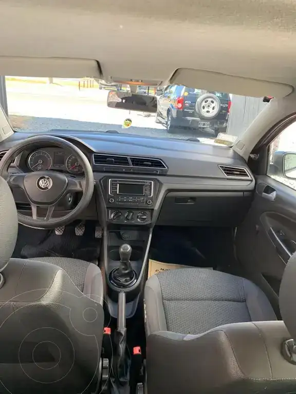 Volkswagen Voyage 1.6 Highline  2017 - foto 3