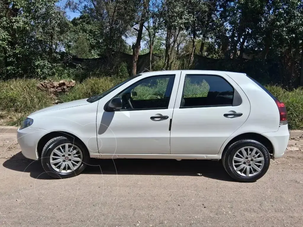 Fiat Palio Fire 5P (1368 Cc) 2013 - foto 2