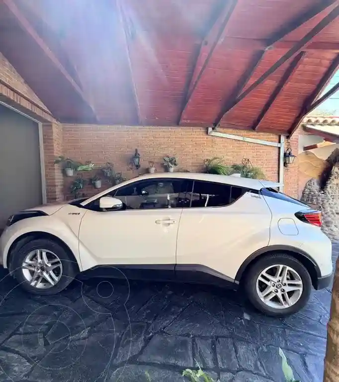 Toyota C-Hr Híbrida 1.8 Ecvt  2020 - foto 1