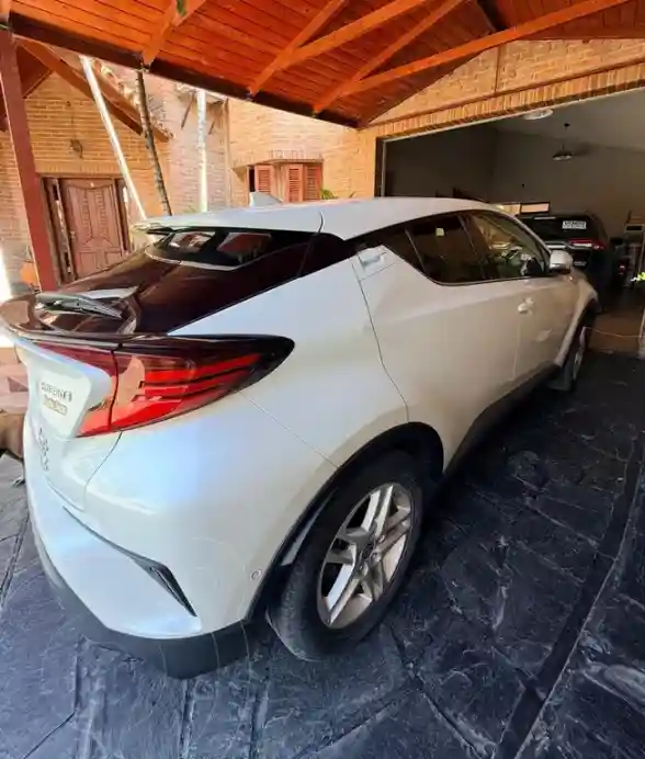 Toyota C-Hr Híbrida 1.8 Ecvt  2020 - foto 4