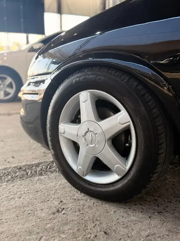 Chevrolet Corsa 3P City (999 Cc) 2010 - foto 5