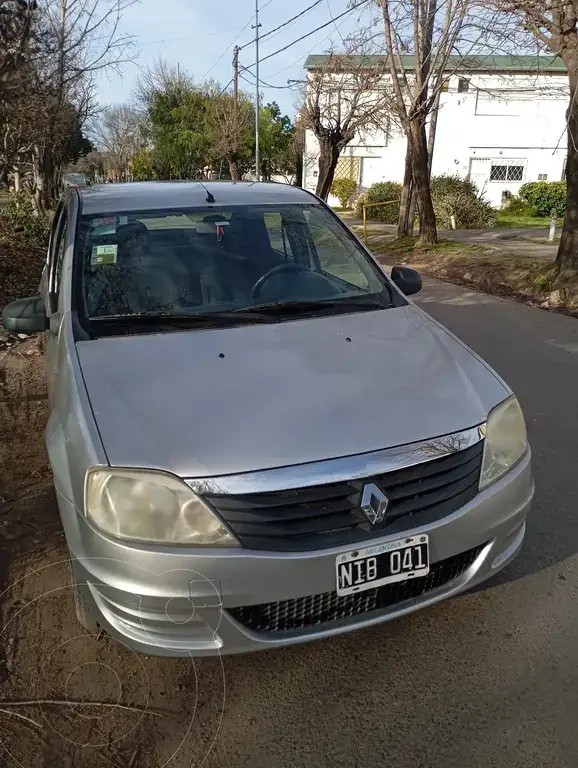 Renault Logan 1.6 Pack I (1598 Cc) 2013 - foto 1