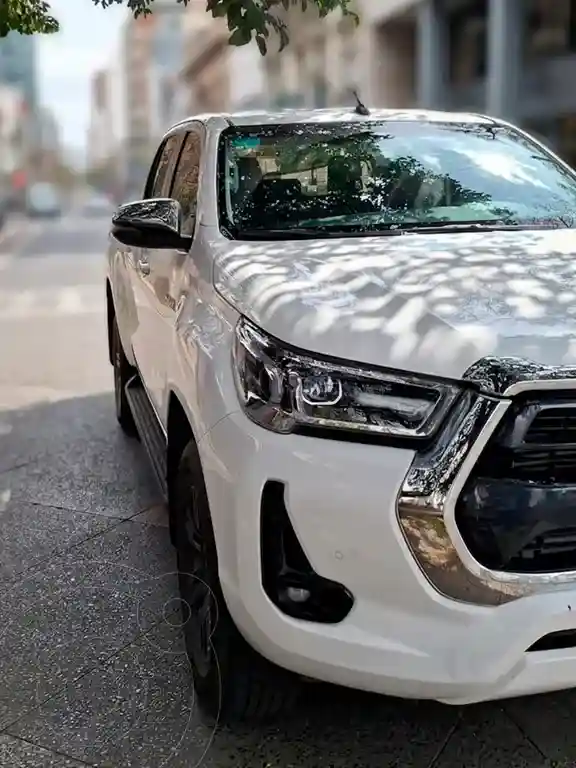 Toyota Hilux 4X2 Cabina Doble Srv 2.8 Tdi Aut  2022 - foto 4
