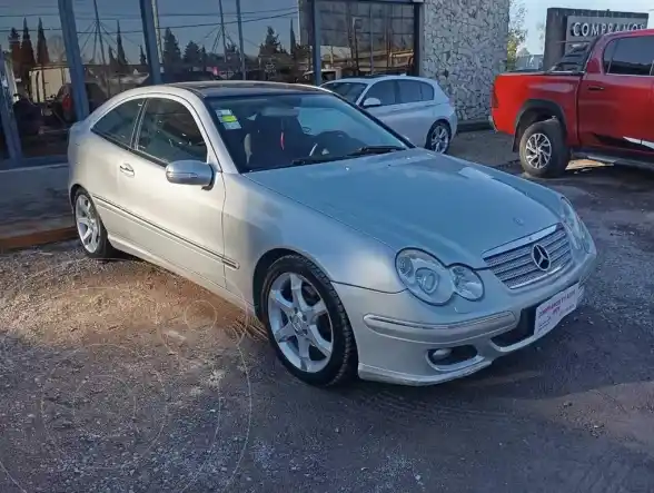 Mercedes-Benz Clase Slk C 230 Sportcoupe V6 Sport Edit  2007 - foto 4
