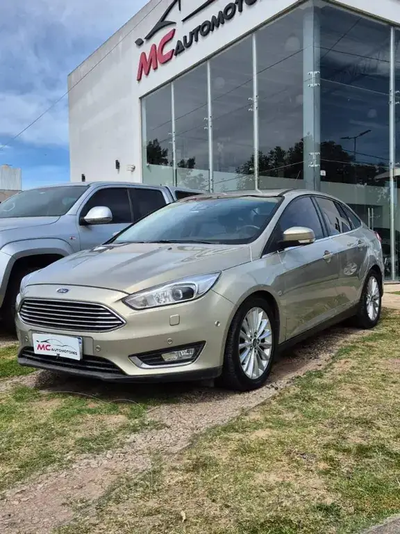 Ford Focus 2017 - foto 1