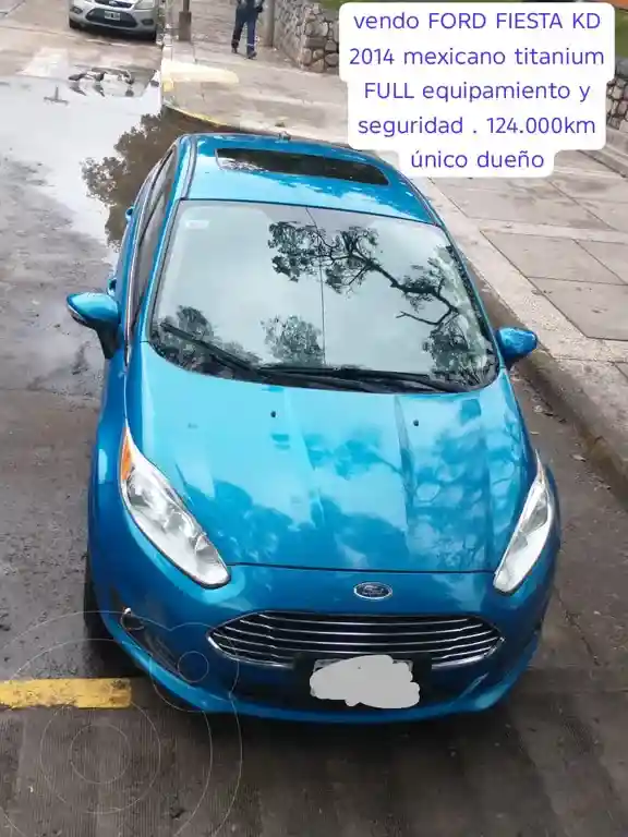 Ford Fiesta Kinetic Sedán Titanium  2014 - foto 1