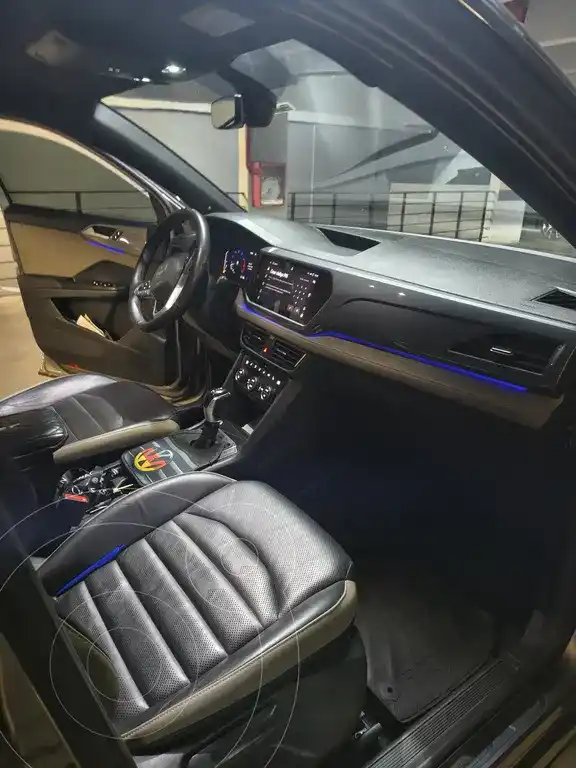 Volkswagen Taos Highline Aut Bitono  2022 - foto 4
