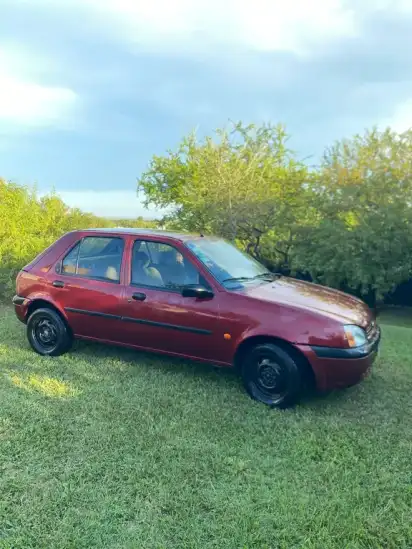 Ford Fiesta  5P Lx 1.8 Dsl  2001 - foto 4