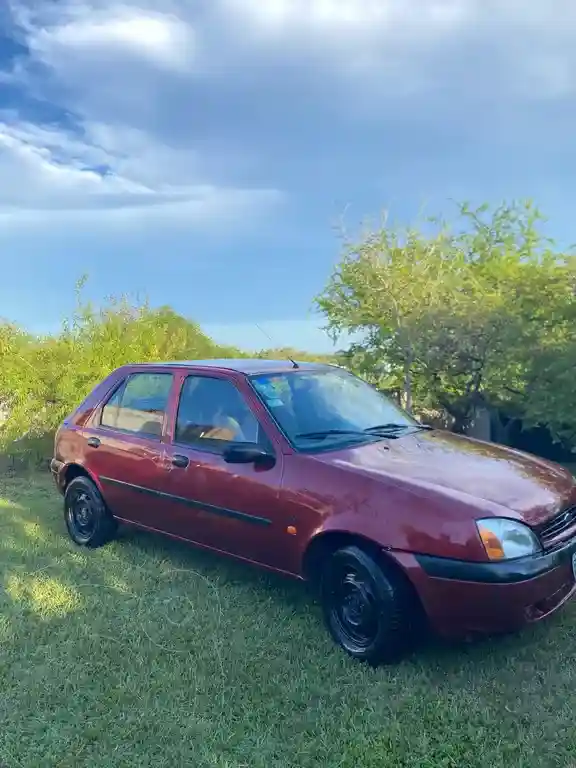 Ford Fiesta  5P Lx 1.8 Dsl  2001 - foto 5