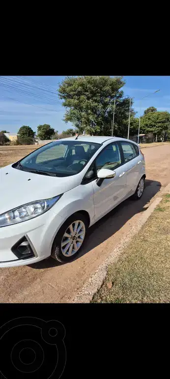 Ford Fiesta Kinetic Se  2018 - foto 2