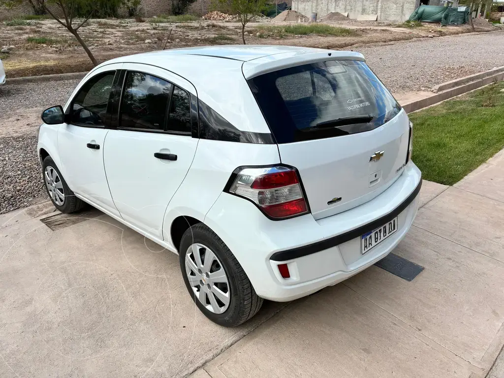 Chevrolet Agile Ls (1389 Cc) 2016 - foto 2