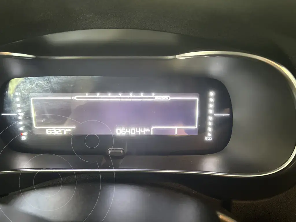 Citroën C4 Lounge 1.6 Hdi Feel Pack  2019 - foto 5