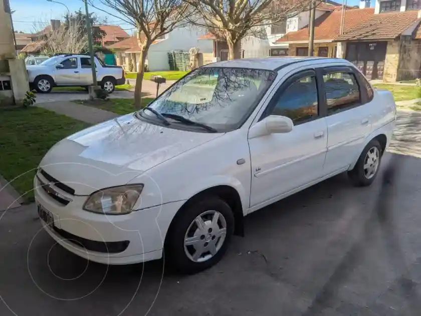 Chevrolet Classic 4P Ls  2011 - foto 1