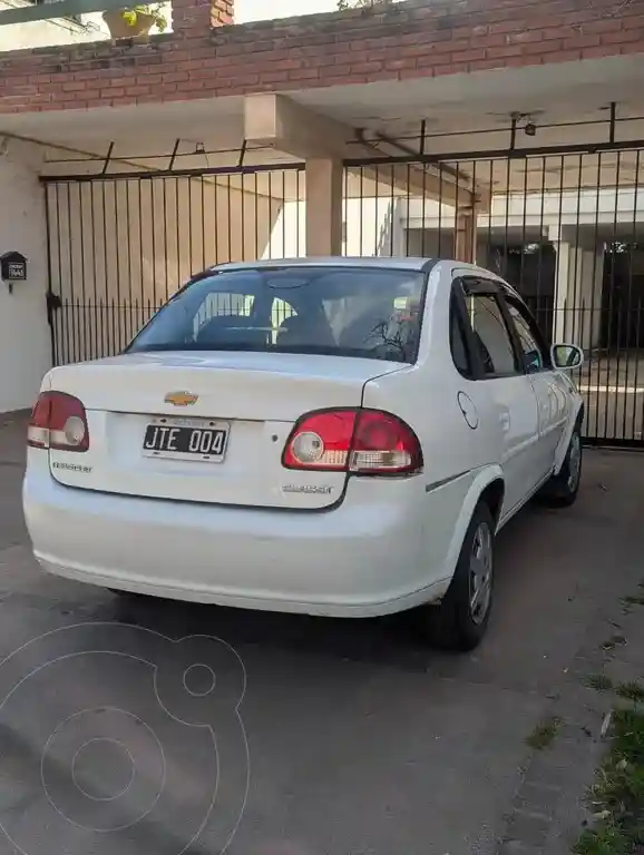 Chevrolet Classic 4P Ls  2011 - foto 2