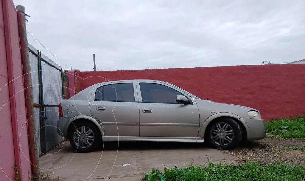 Chevrolet Astra Gl 2.0 5P (1998 Cc) 2008 - foto 4