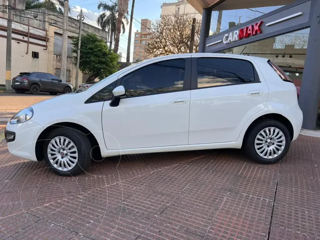 Fiat Punto Punto 1.4 Attractive L/13 2014 - foto 2